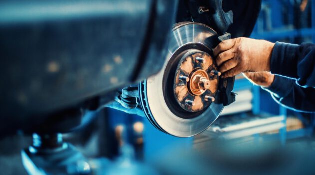 Seven Common Signs You Need a Brake Repair Service